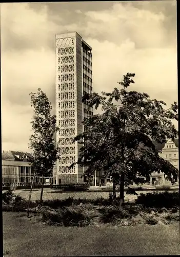 Ak Neubrandenburg in Mecklenburg, Haus der Kultur und Bildung