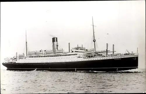 Foto Ak Steamer Aurania, Dampfschiff, Cunard Line