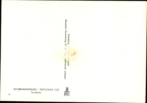 Ak Neubrandenburg in Mecklenburg, Treptower Tor, Stadtseite