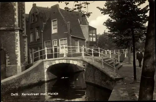 Ak Delft Südholland Niederlande, Kerkstraat met Huisje