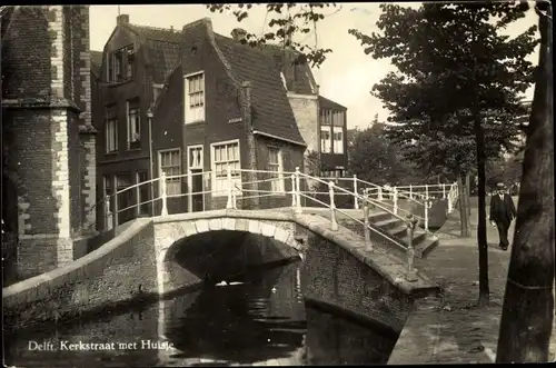 Ak Delft Südholland Niederlande, Kerkstraat met Huisje