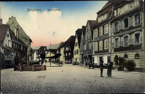 Ak Bergheim Elsass Haut Rhin, Marktplatz