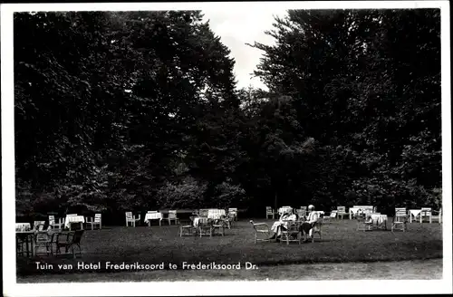 Ak Frederiksoord Drenthe, Tuin van Hotel Frederiksoord