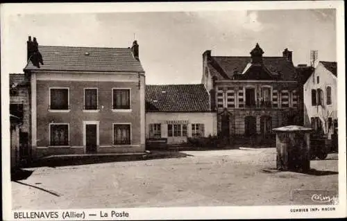 Ak Bellenaves Allier, la Poste, vue de face