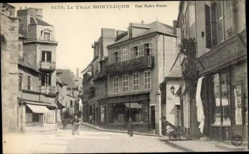 Ak Montluçon Allier, Rue Notre Dame, restaurant