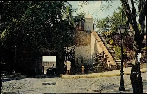Ak San Juan Puerto Rico, Gate to the Walled City