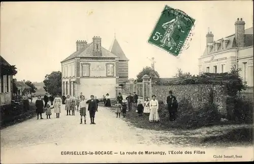 Ak Egriselles le Bocage Yonne, La route de Marsangy, l'Ecole des Filles