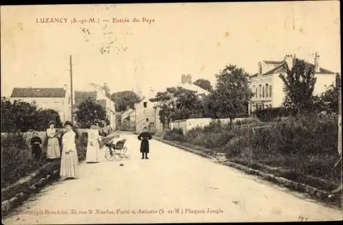 Ak Luzancy Seine et Marne, Entree du Pays