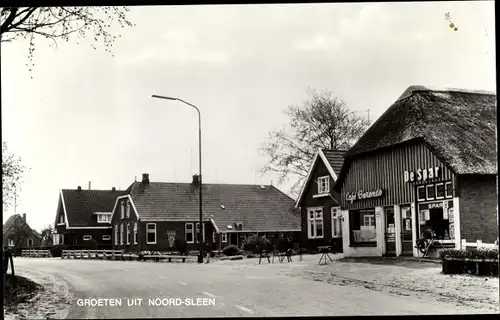 Ak Noord Sleen Coevorden Drenthe Niederlande, Straßenpartie, Café, Geschäft