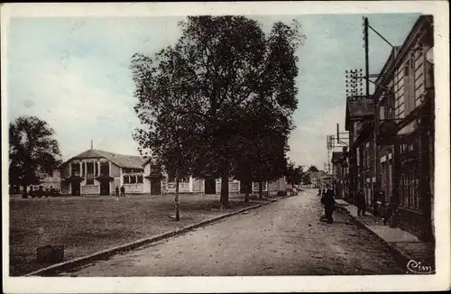 Ak Thouars Deux Sèvres, Rue Ernest Renan