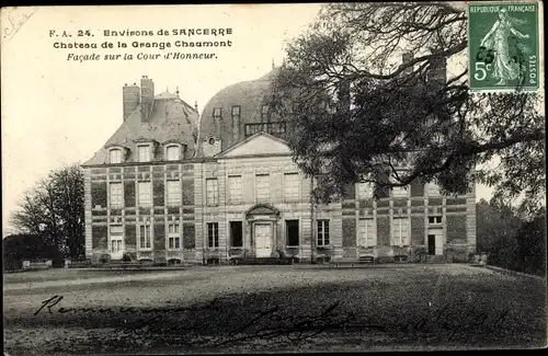 Ak Sancerre Cher, Chateau de la Grange Cheaumont, Facade sur la Cour d'Honneur