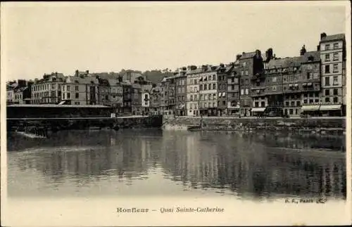 Ak Honfleur Calvados, Quai Sainte Catherine