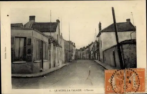 Ak Nézel Yvelines, L'Entree