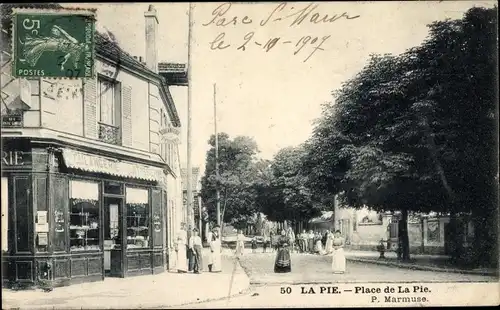 Ak La Pie Val de Marne, Place de la Pie