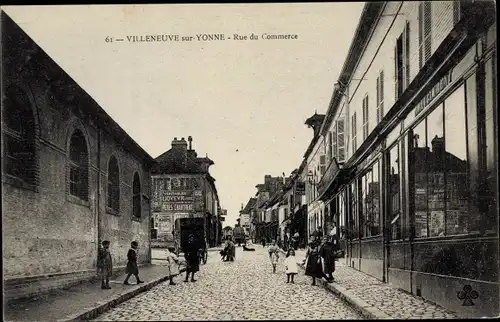 Ak Villeneuve sur Yonne, Rue du Commerce