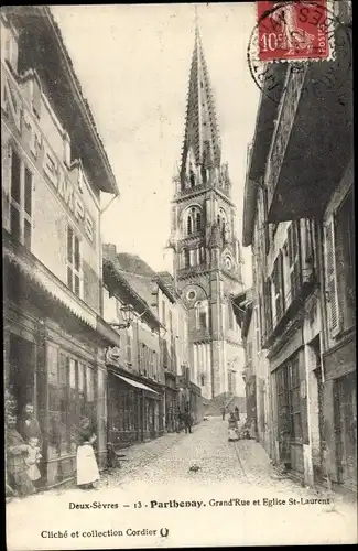 Ak Parthenay Deux Sèvres, Grande Rue, L'Eglise Saint Laurent