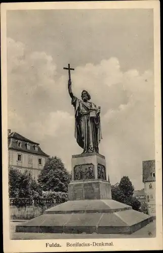 Ak Fulda in Osthessen, Bonifacius Denkmal