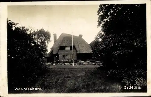 Foto Ak Waardenburg Gelderland Niederlande, Dr. Huis