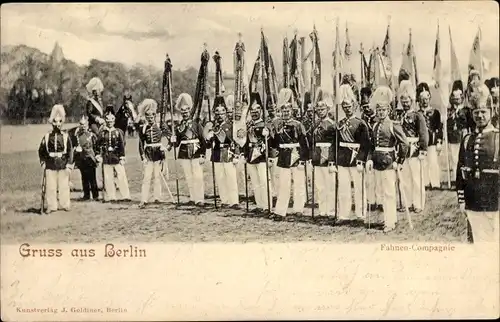 Ak Berlin Mitte, Fahnen Compagnie, Uniform, Parade