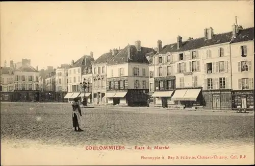 Ak Coulommiers Seine et Marne, Place du Marché