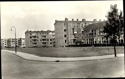 Ak Oegstgeest Südholland Niederlande, Flat aan de Karel Doormanlaan