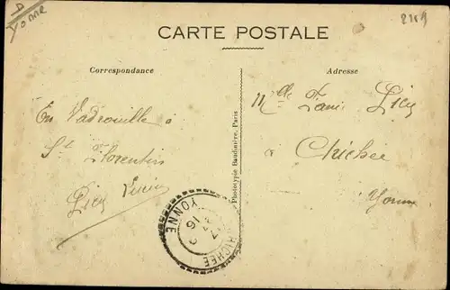 Ak Vergigny Yonne, La Place et la Mairie