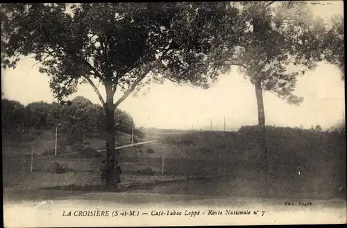 Ak La Croisiére Seine-et-Marne, Café Tabac Leppé, Route Nationale 7