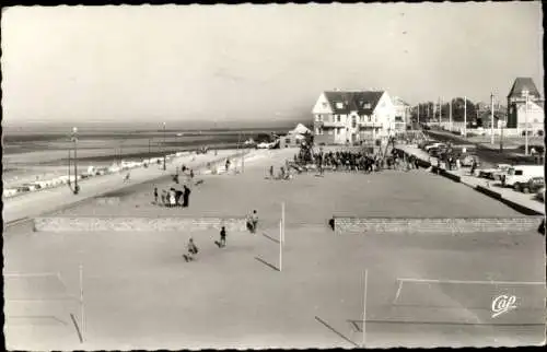 Ak Langrune sur Mer Calvados, Place du 6 Juin Terrain de Jeux et de Sports