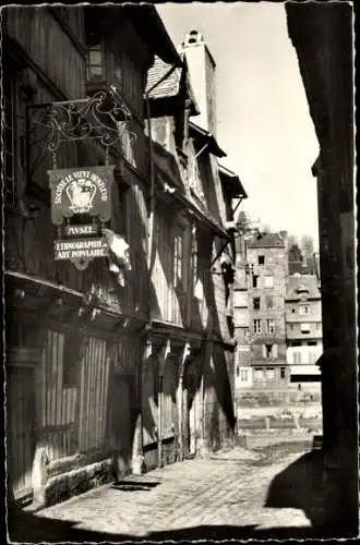 Künstler Ak Honfleur Calvados, La rue de la Prison, Musee