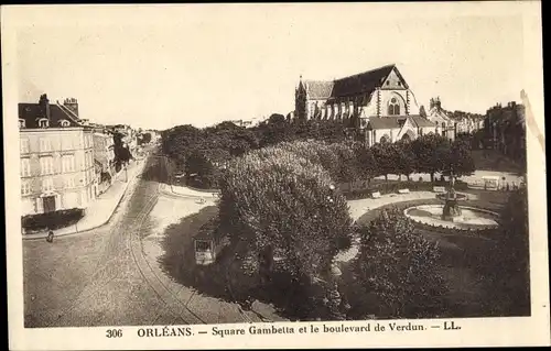 Ak Orléans Loiret, Square Gambetta et le boulevard de Verdun