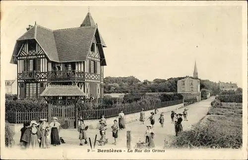 Ak Bernieres sur Mer Calvados, La Rue des Ormes