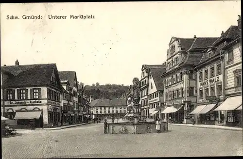 Ak Schwäbisch Gmünd im Ostalbkreis, Unterer Marktplatz, Hans Walz, St. Johannis Apotheke