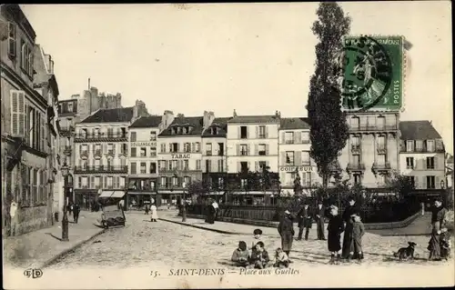 Ak Saint Denis, Place aux Gueltes