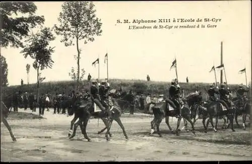 Ak Saint Cyr l'Ecole Yvelines, S M Alphonse XIII a l'Ecole, Escadron