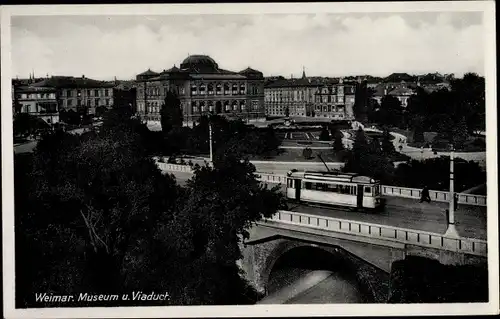 Ak Weimar in Thüringen, Museum, Viadukt, Straßenbahn