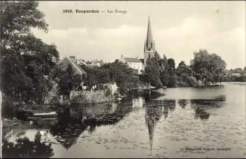 Ak Rosporden Finistère, vue générale des Etangs, l'Eglise