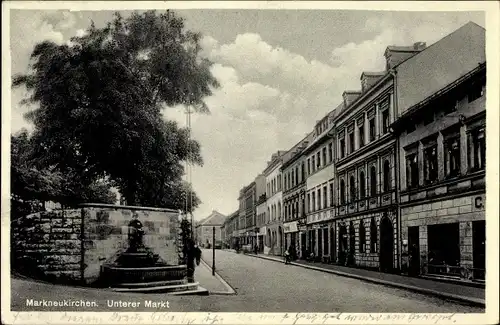 Ak Markneukirchen Vogtlandkreis, Am Unteren Markt, Brunnen