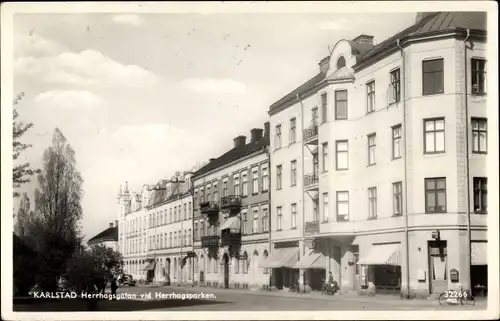 Ak Karlstad Schweden, Herrhagsgatan vid Herrhagsparken