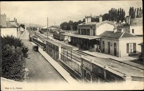 Ak Vernon Eure, La Gare