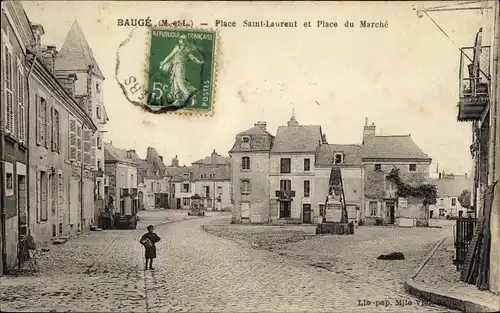 Ak Baugé Maine et Loire, Place Saint Laurent et Place du Marché, garcon