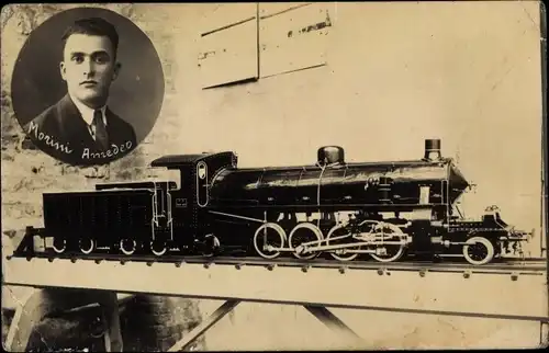 Foto Ak Morini Amedeo, Modell einer Dampflok, F S 746 001, Lokomotive 