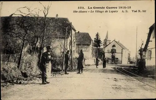 Ak Lepuix Elsass Haut Rhin, Straßenpartie im Ort, Kirche