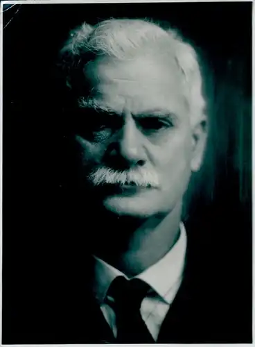 Foto Schriftsteller und Journalist Sigmund Münz