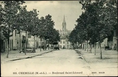 Ak Chemillé Maine et Loire, Boulevard Saint Léonard, vue de l'eglise