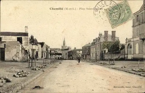 Ak Chemillé Maine et Loire, Place Saint Léonard, clocher