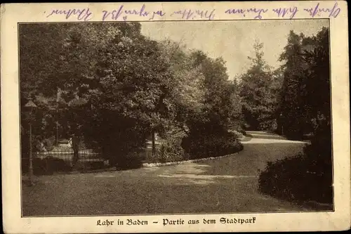 Ak Lahr im Schwarzwald, Partie aus dem Stadtpark