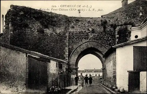 Ak Chemillé Maine et Loireorte du Vieux Château, XVIe siècle