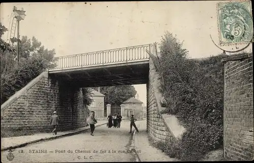 Ak Stains Seine-Saint-Denis, Pont du Chemn de fer a la rue Carnot