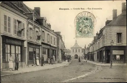 Ak Oucques la Joyeuse Loir et Cher, Grande Rue, Commerce Mondamert