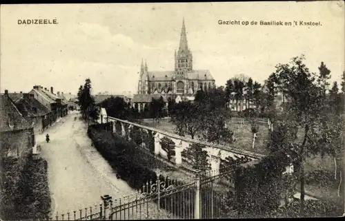 Ak Dadizele Dadizeele Moorslede Westflandern, Gezicht op de Basiliek en 't Kasteel